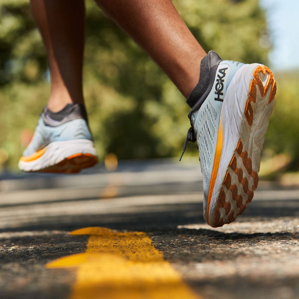 What Is the Difference Between Women's and Men's Running Shoes