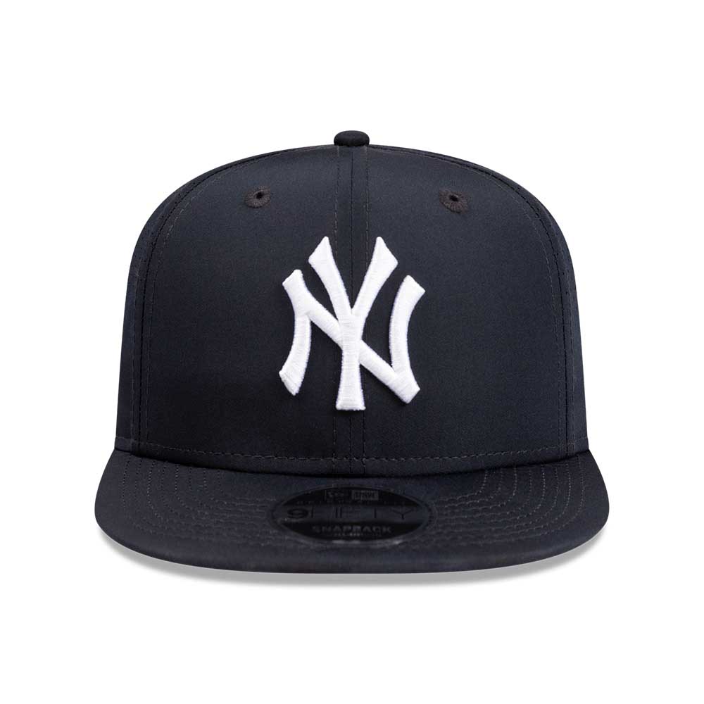 new era curved snapback