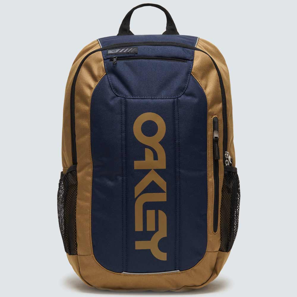 oakley bag price