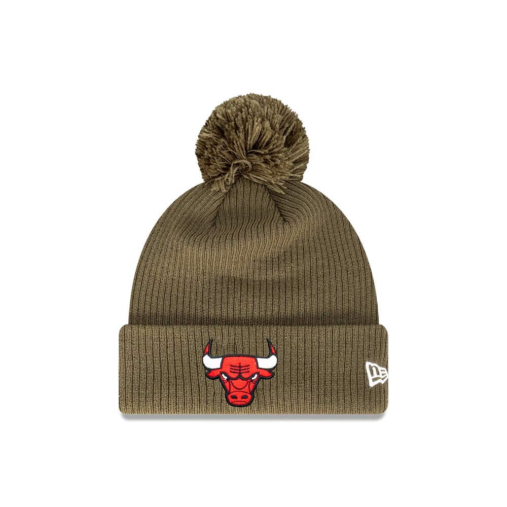 chicago bulls pom beanie