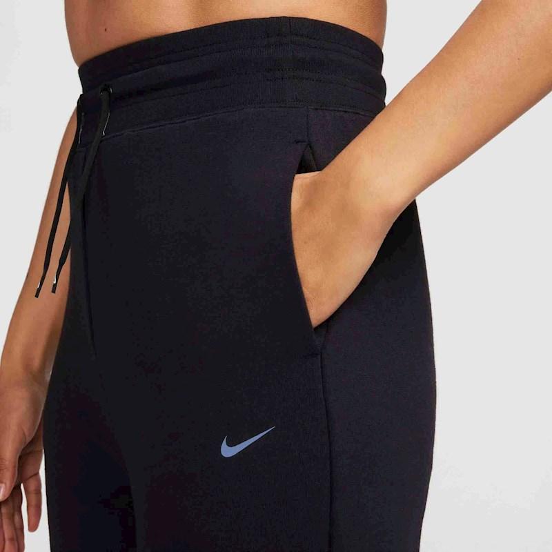 Ladies nike slim fit joggers hotsell