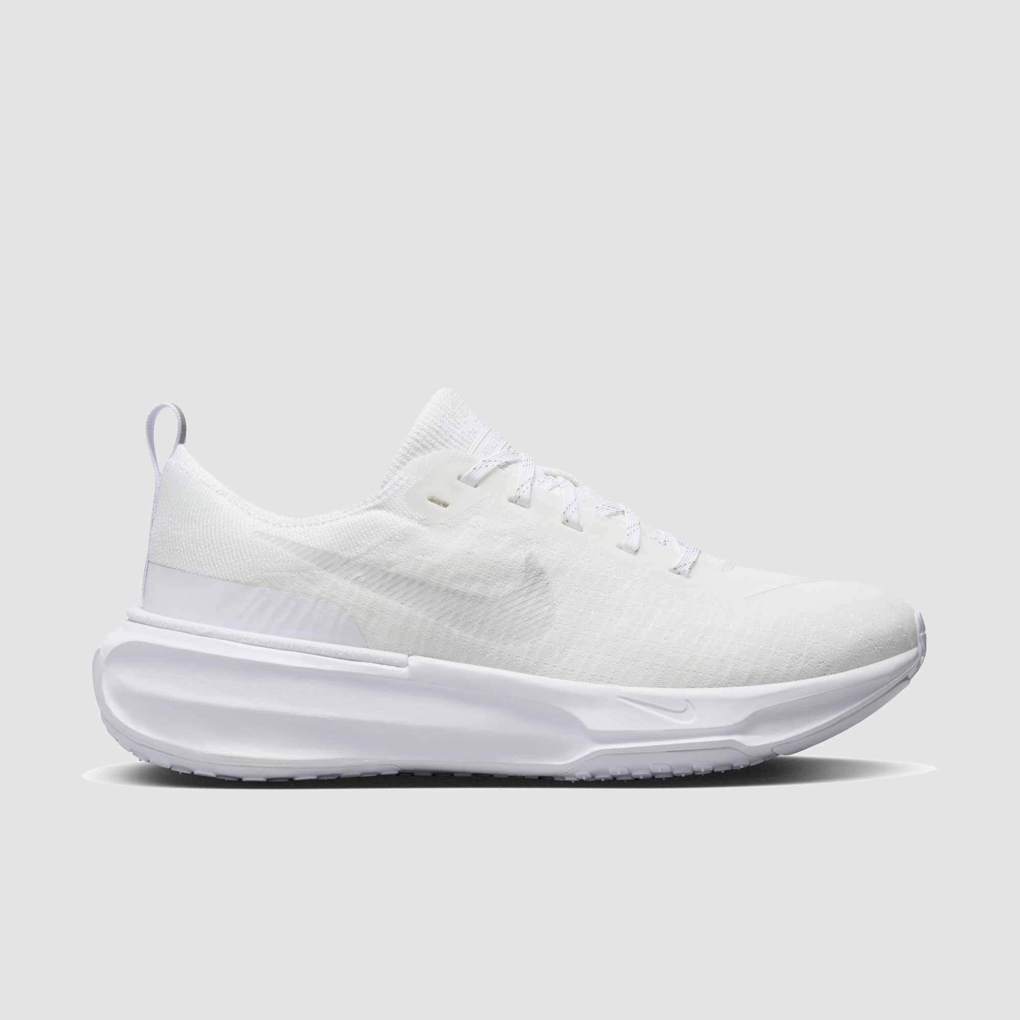 Nike Womens Invincible 3 Running Shoes