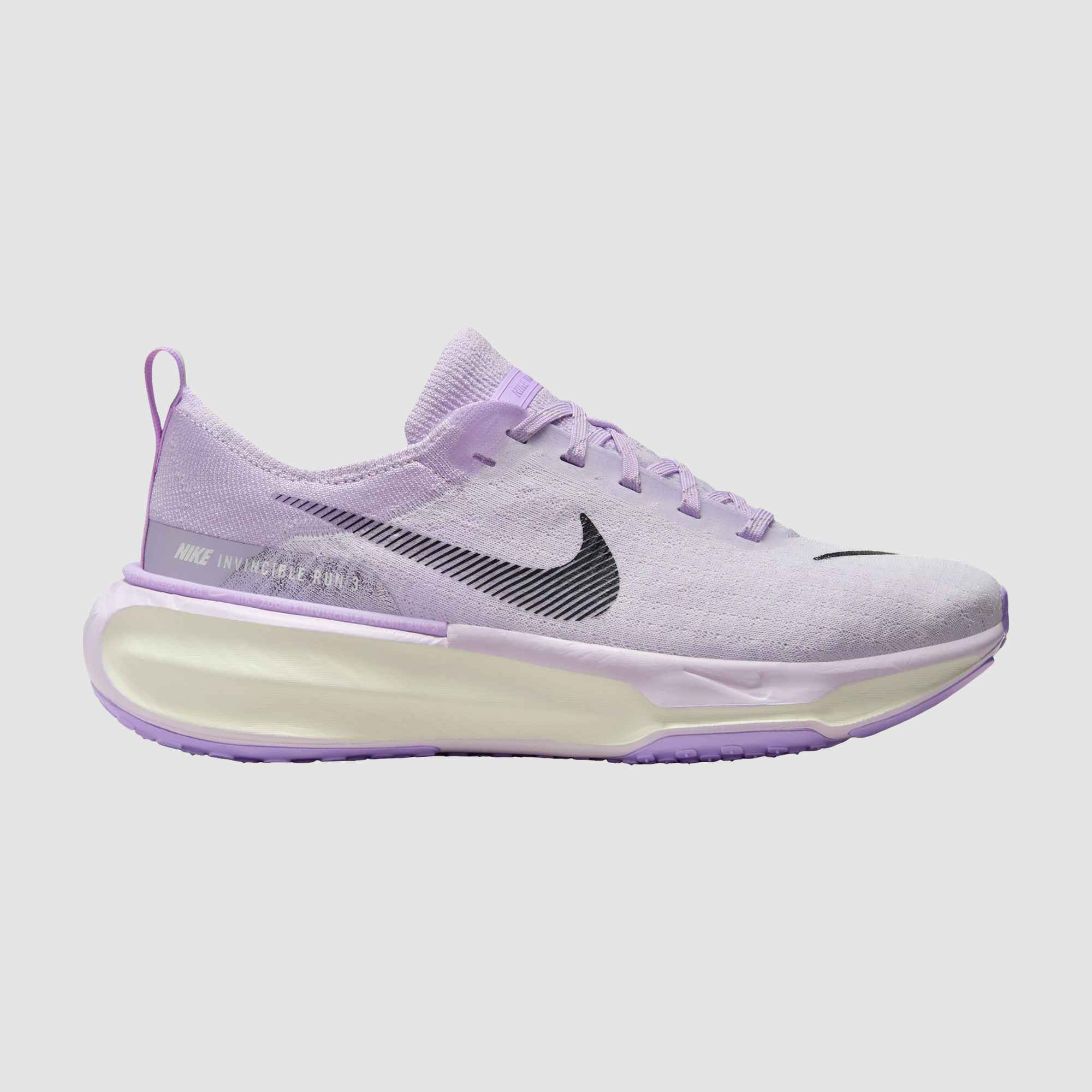 Nike Womens Invincible 3 Running Shoes