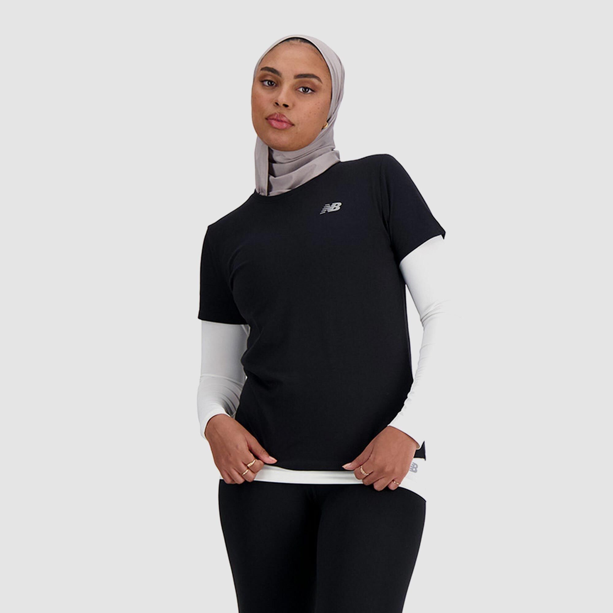 New Balance Womens Sport Essentials Heathertech Tshirt