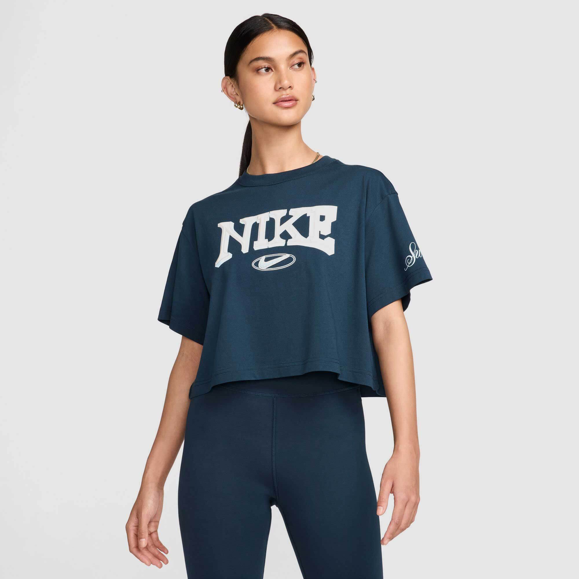 Nike Women Sportswear Tshirt