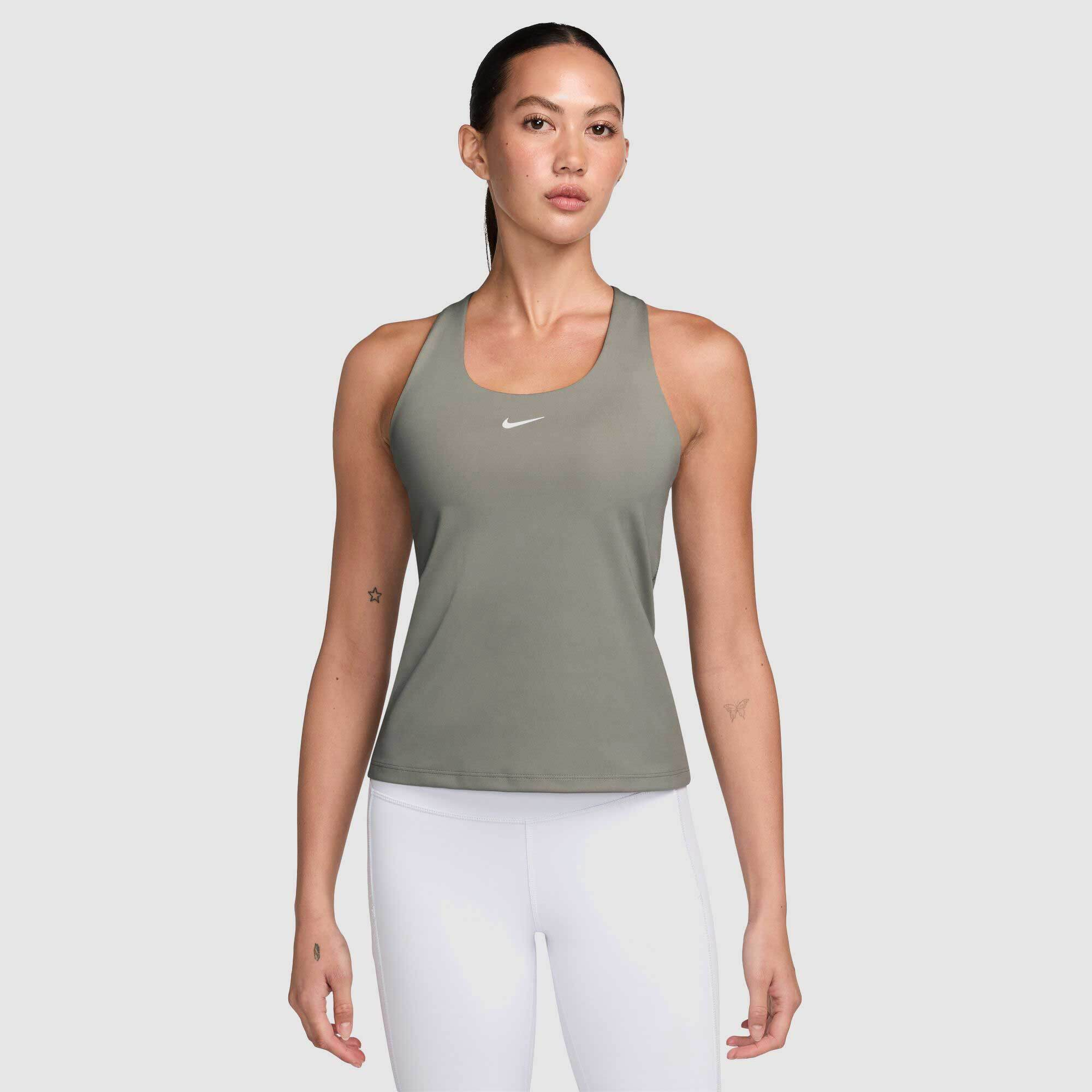 Nike Women Swoosh Medium Support Tank