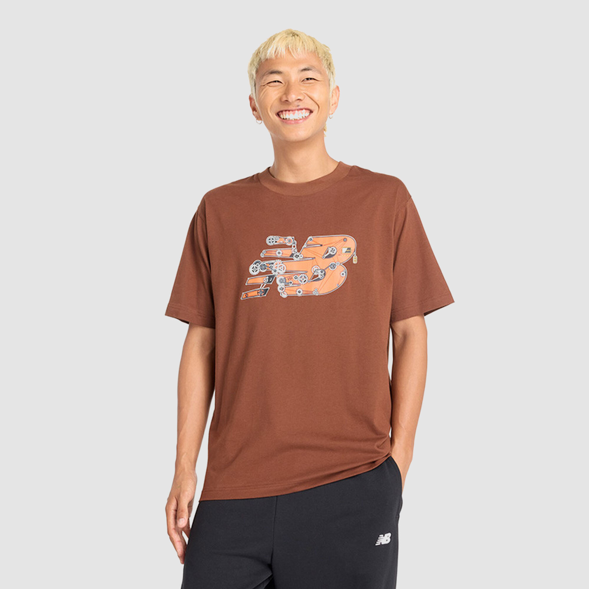 New Balance Mens Relaxed Gear Tshirt